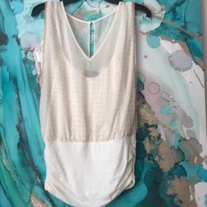 🐦💎❤️BEBE Beautiful 2 layer dressy top